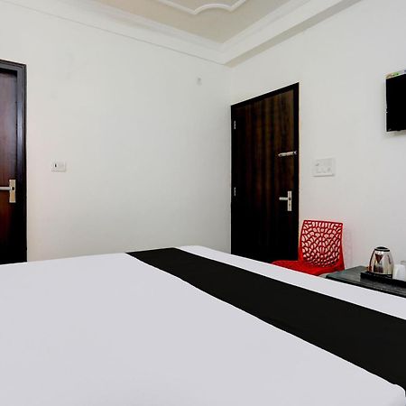 Super Hotel Live View Indraprast ภายนอก รูปภาพ
