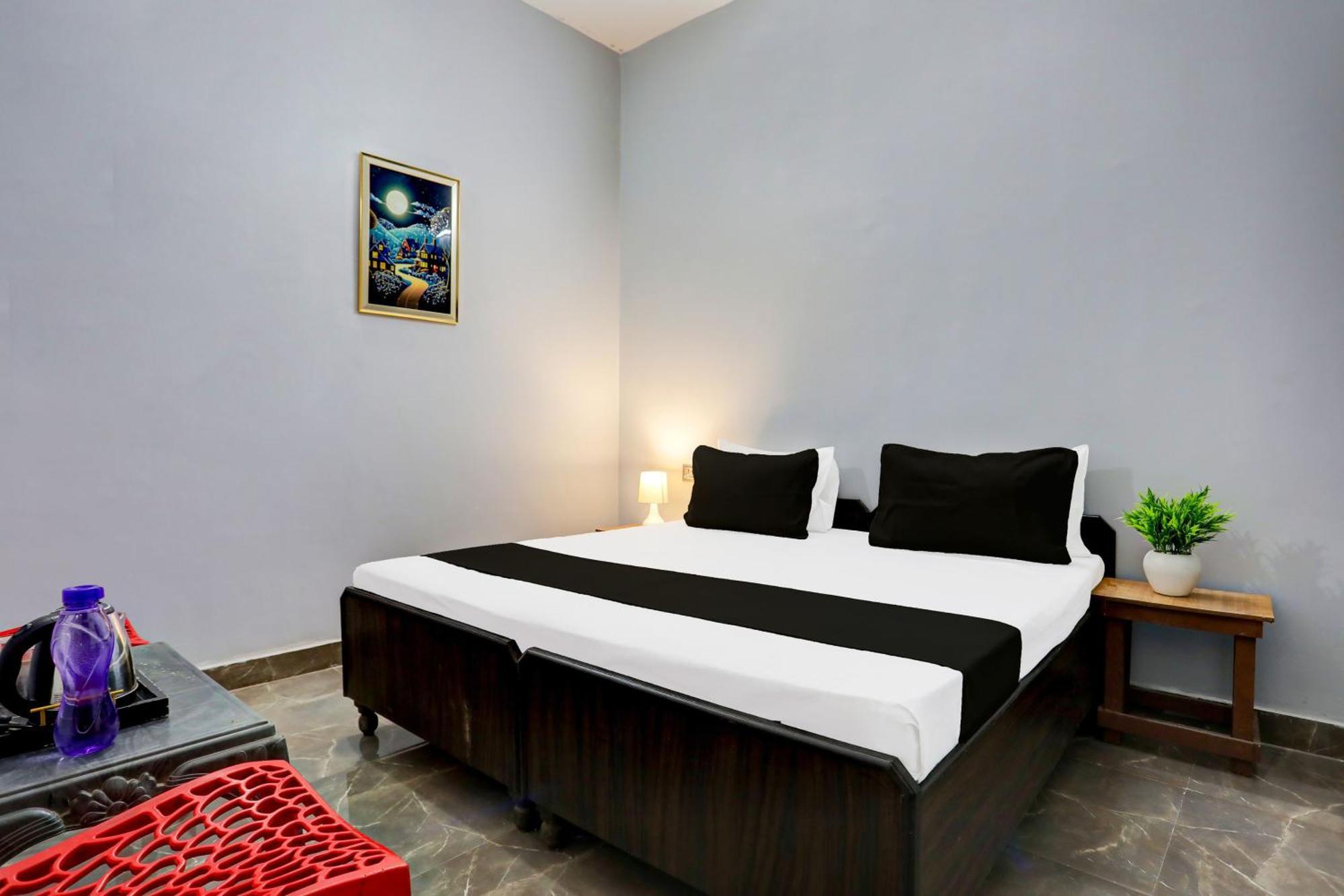 Super Hotel Live View Indraprast ภายนอก รูปภาพ