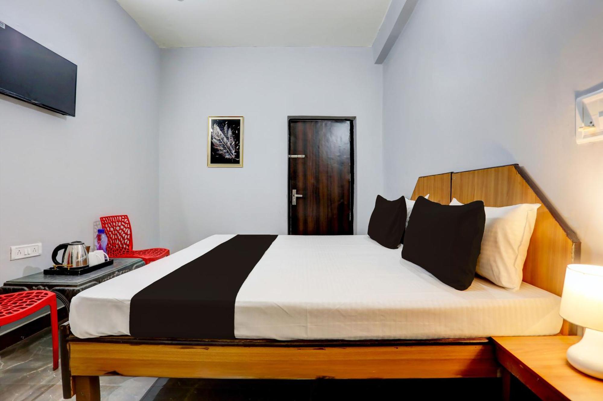 Super Hotel Live View Indraprast ภายนอก รูปภาพ